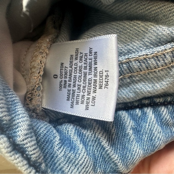 Arizona Jean Company Blue Low Rise Straight Leg Jeans with Distressed Details - Picture 4 of 5